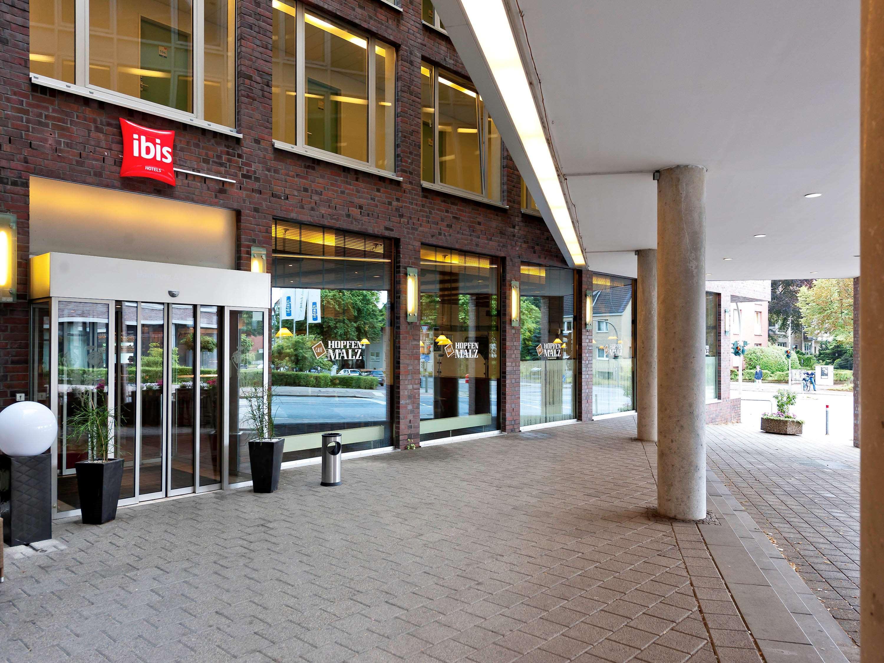 Hotel Ibis Hamburg Alsterring Exterior foto
