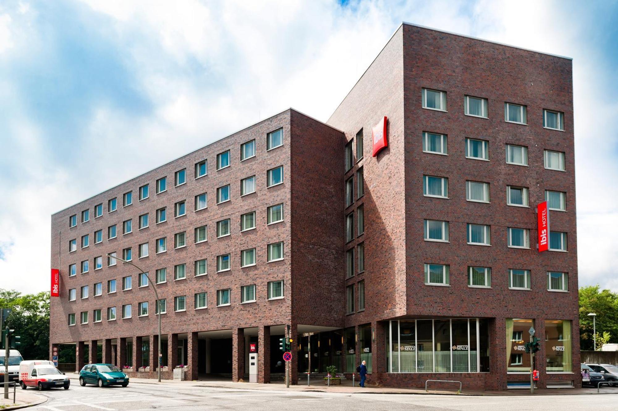 Hotel Ibis Hamburg Alsterring Exterior foto